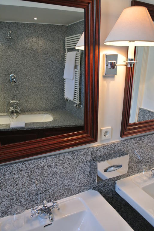 Hotel Albert Premier Luxembourg Bel Air Phòng bức ảnh